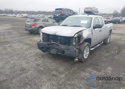 2013 Chevrolet Silverado 1500 Work Truck z USA, uszkodzony, nr VIN 1GCRKPEA4DZ142476